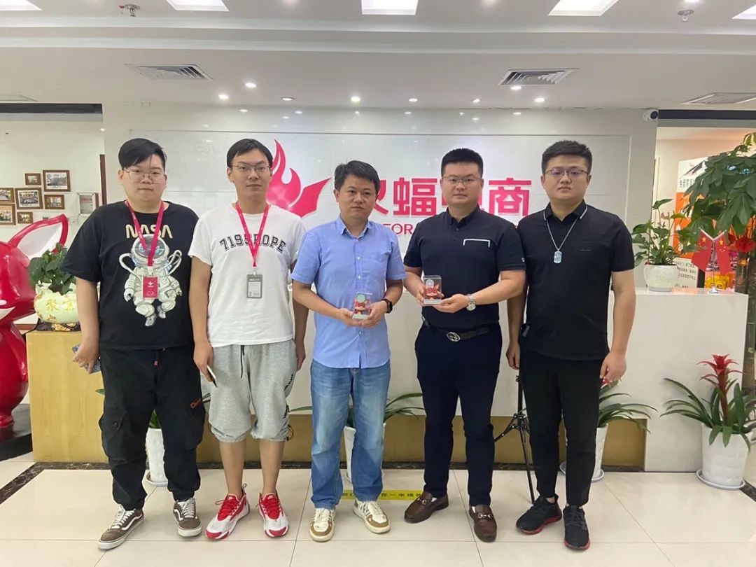 <b>陽光：所有幸運，都是努力埋下的伏筆！</b>